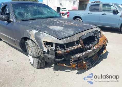 2002 Mercury Grand Marquis Ls z USA, uszkodzony, nr VIN 2MEFM75W72X658308